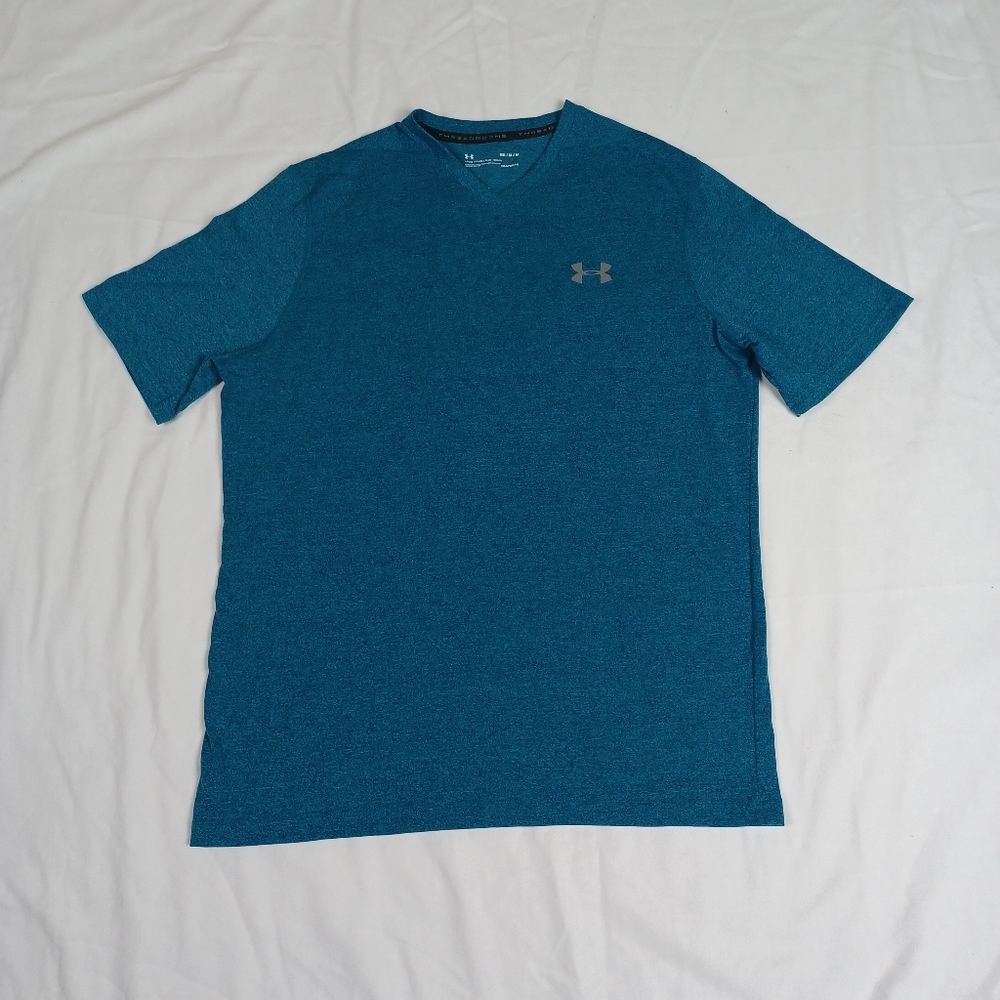 Under armour men's blue t-shirt size‎ medium